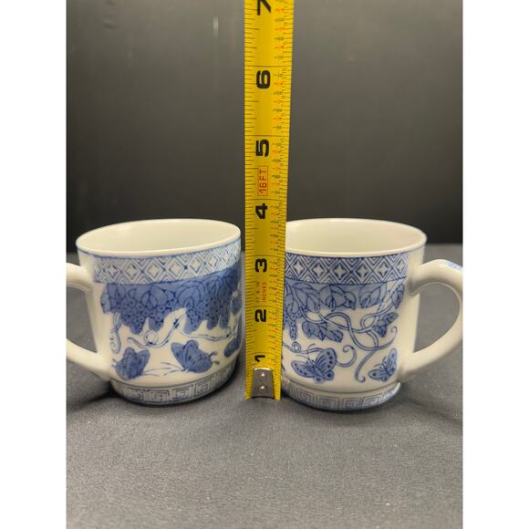 Set of 2 Vintage Guangzhou Chinese Blue & White Porcelain Tea Cups – 3.5" Tall - Picture 8 of 8